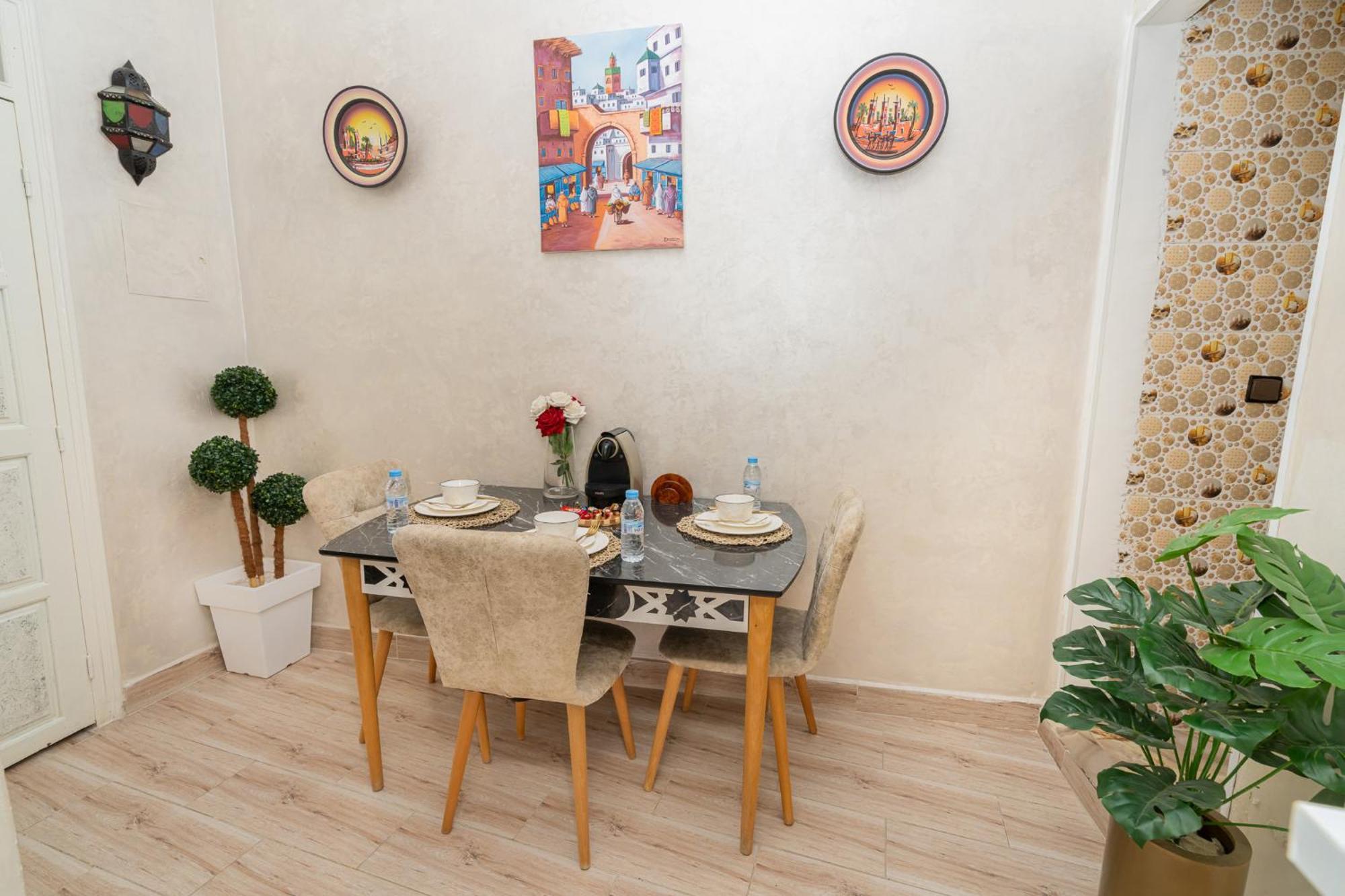 Appartement Ensolleille Au Coeur De Tanger Ngoại thất bức ảnh